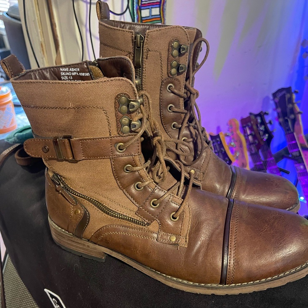 Men’s Brown Leather Boots with Zipper excellent condition